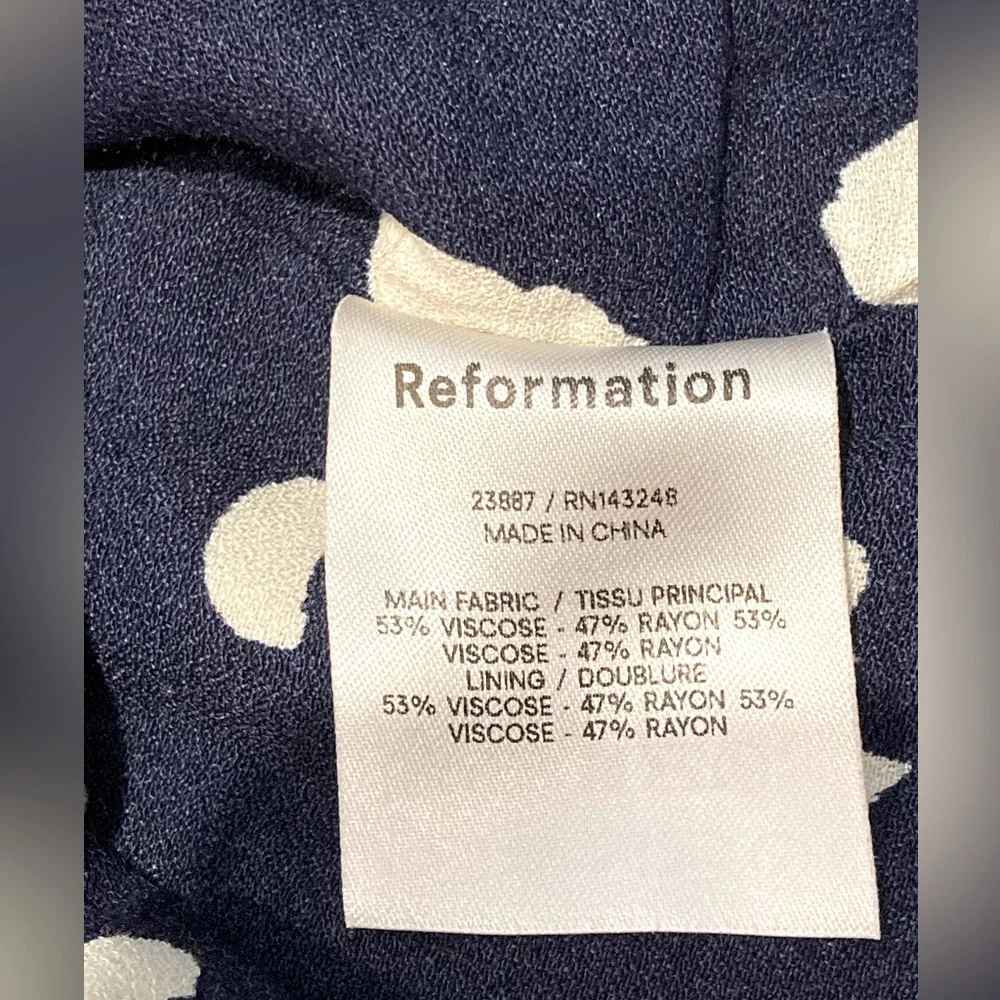NWT Reformation Lupe Navy Splatter Print Top - Sz 8 - Picture 9 of 10